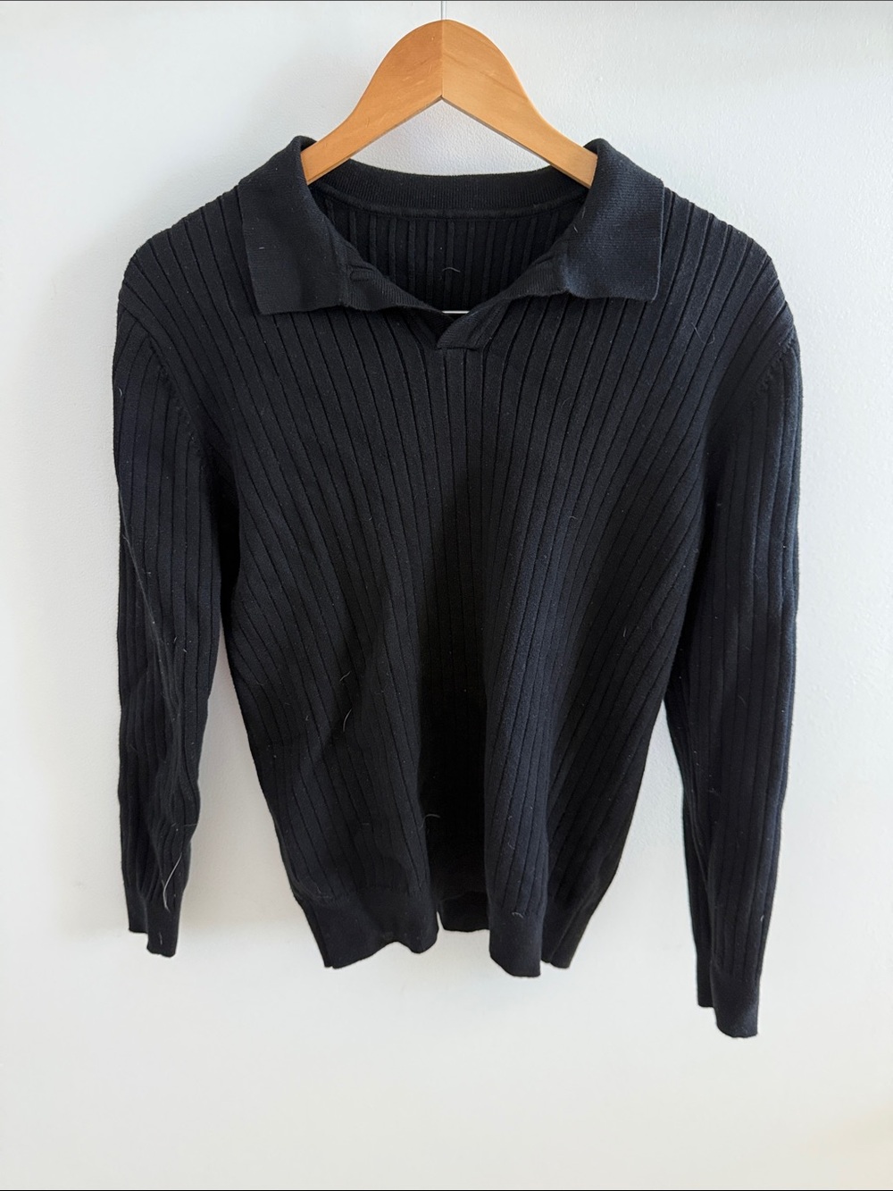 Men's Black Ribbed V-Neck Polo Sweater